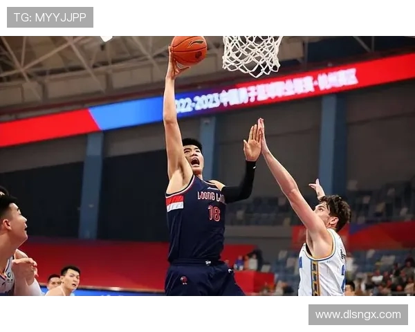 赛后分析：北京篮球队与武汉篮球队在比赛中的战术灵活性对比