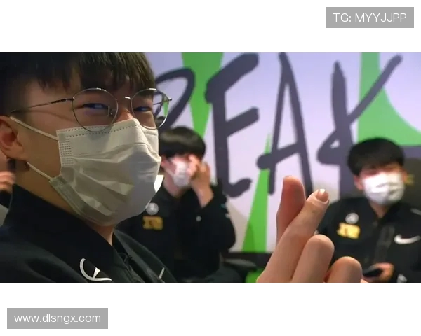 赛后分析：RNG与WE对决中选手个人能力的全面评估与比较