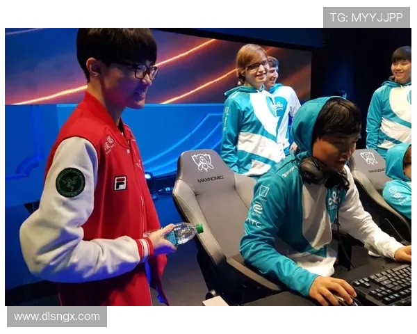 Zeus上单强势登场带领团队全面压制对手展现统治级操作 Zeus上单强势登场带领团队全面压制对手展现统治级操作