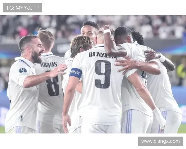 伊朗与伊拉克足球对决比分揭晓精彩瞬间回顾与分析